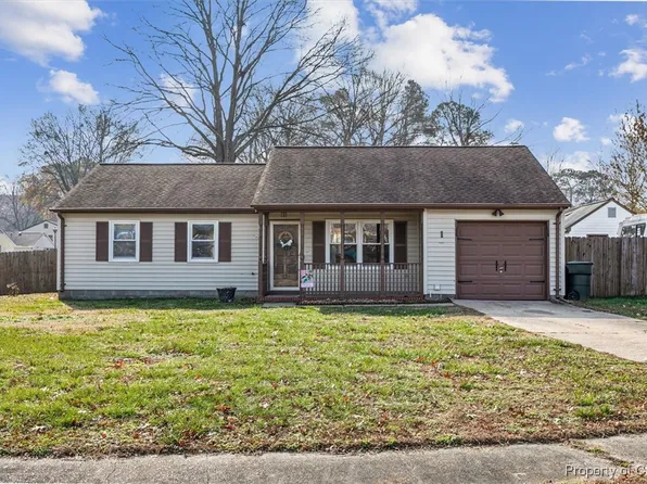 1 Delmont Ct, Hampton, VA 23666
