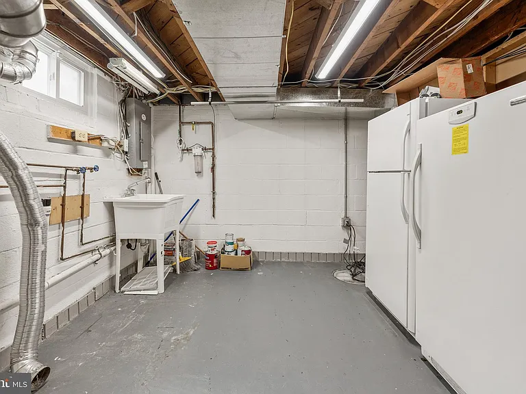 11809 Timber Ln — Photo 23