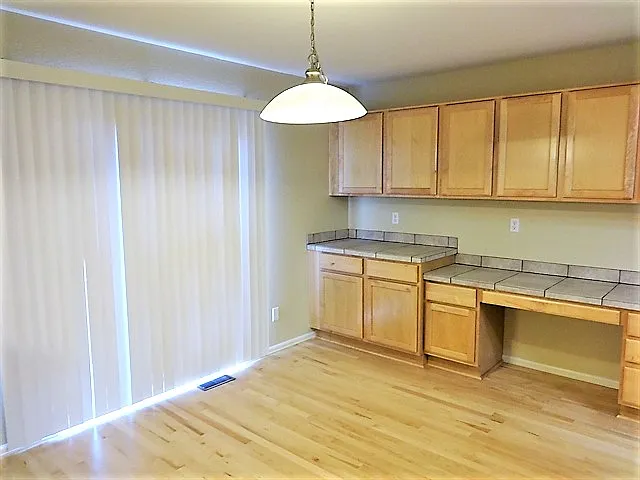 3 bed, 2.5 bath, 2778 sqft, $3,430 — Photo 4