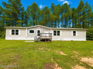 19 Willow Dr, Mchenry, MS 39561
