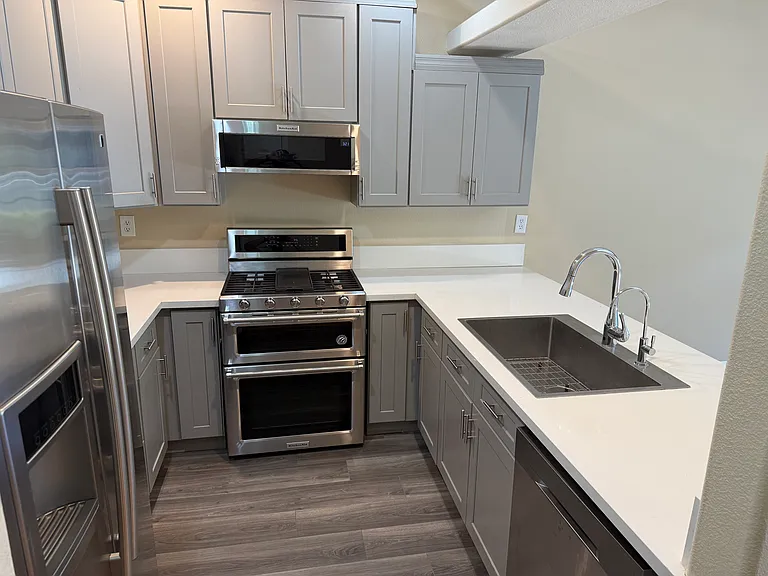 7414 Western Bay Dr — Photo 7