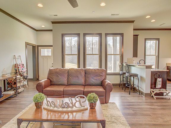 3rd image of 3767 Richardson Cove Rd