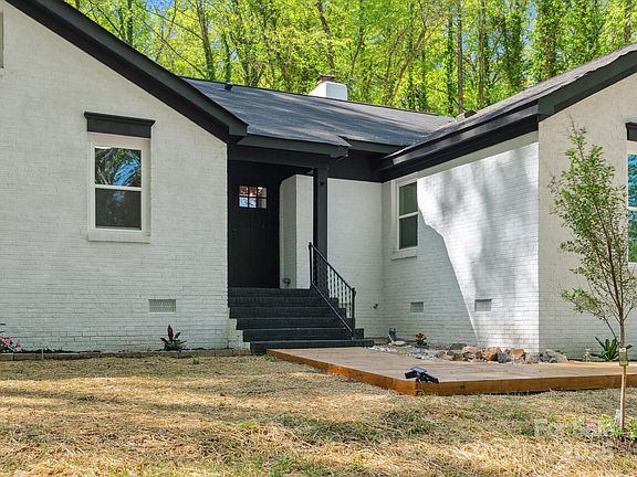 4th image of 6724 Brushwood Dr