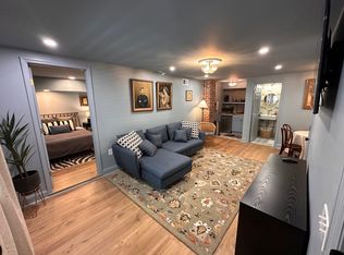 63 Grove St #F, Charleston, SC 29403