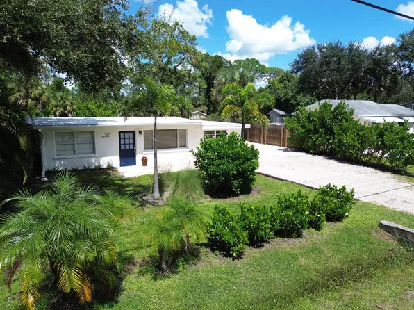 348 W Wentworth St, Englewood, FL 34223