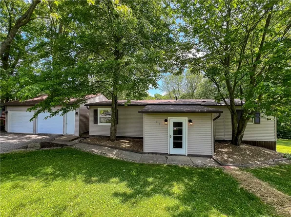 103 McClellan Dr, Butler, PA 16001