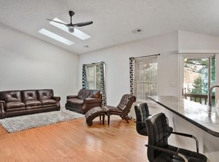 9 Bridle Ln #77, Nottingham, MD 21236