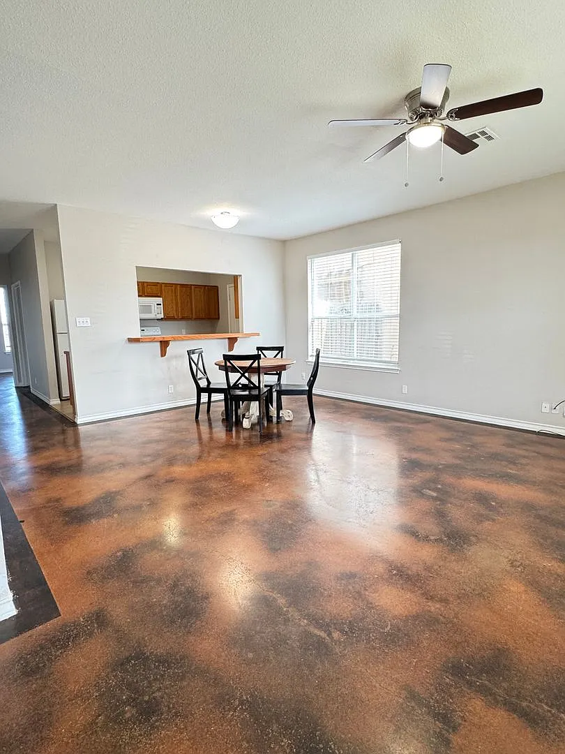 126 Sandstone Unit A Jarrell, TX 76537 — Photo 2