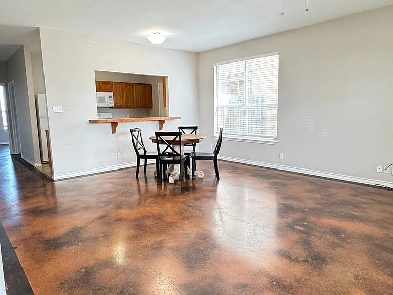 126 Sandstone Dr #A — Photo 2