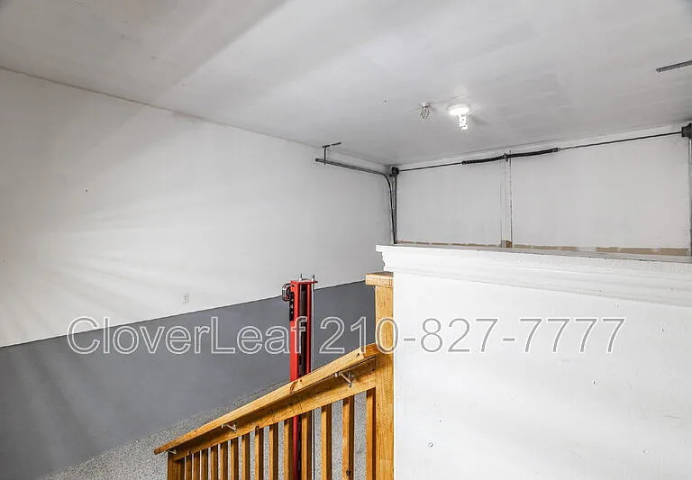 333 Blaze Moon — Photo 32