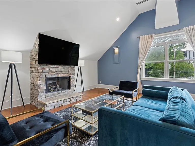 460 Felton Dr NE — Photo 39