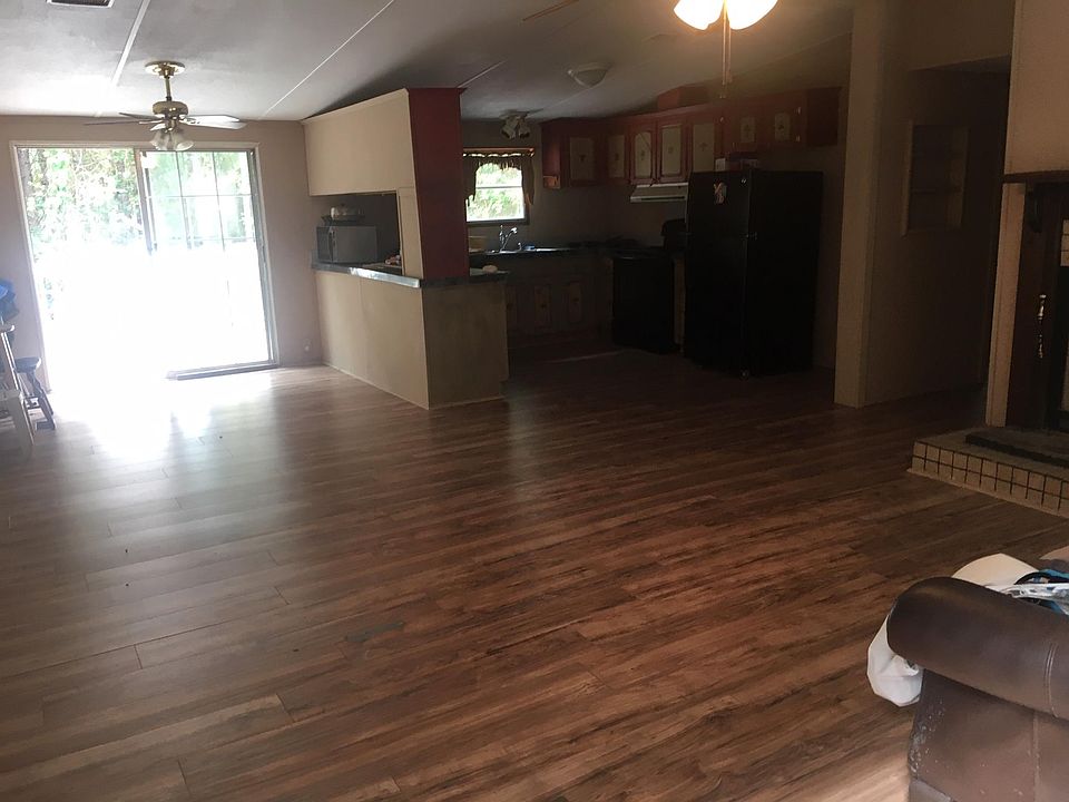 Living Room/Dining Room/Kitchen Combo
