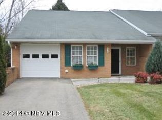 90 Justin Ln, Christiansburg, VA 24073
