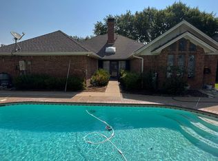 3209 Channing Ln, Bedford, TX 76021