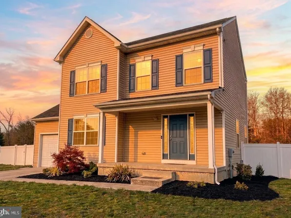 13 Du Mont Dr, Millville, NJ 08332