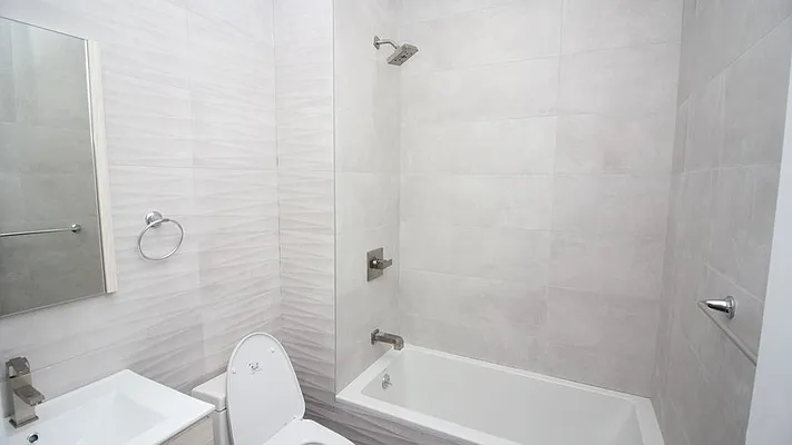 Rented by Nooklyn NYC LLC | media 14