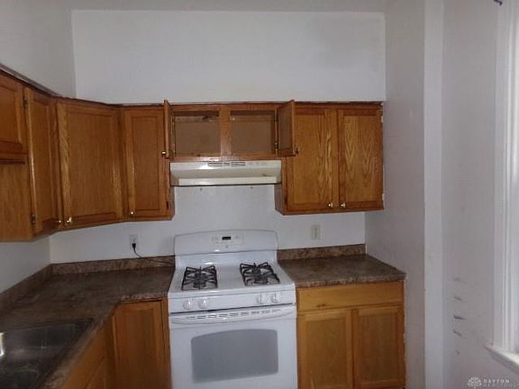 5th image of 2022 W Galbraith Rd