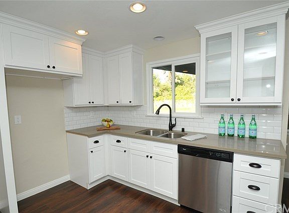 4th image of 3868 Parkside Dr