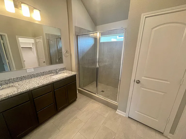 1938 Bayou Wood Ln — Photo 10