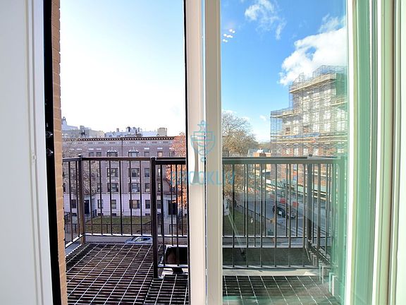 5th image of 797 Ocean Ave #2