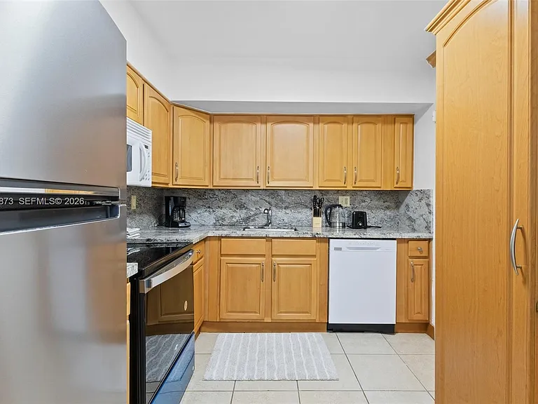 3725 S Ocean Dr #921 — Photo 10