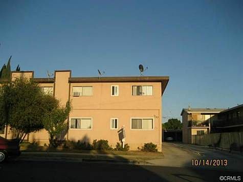 2nd image of 730 Maple St APT 6