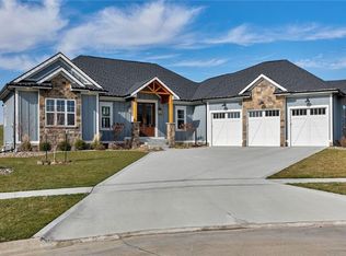 1210 NE 53rd Ct, Ankeny, IA 50021