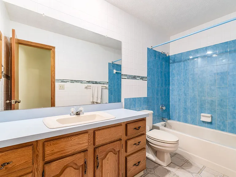 6002 Bowen Rd — Photo 36