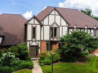 420 Forest Highlands Dr, Pittsburgh, PA