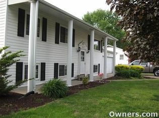 11 Saint David Dr, Saint Peters, MO
