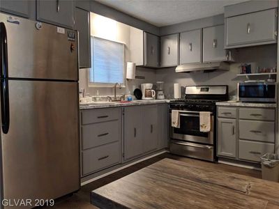 3467 Lost Hills Dr, Las Vegas, NV, 89122