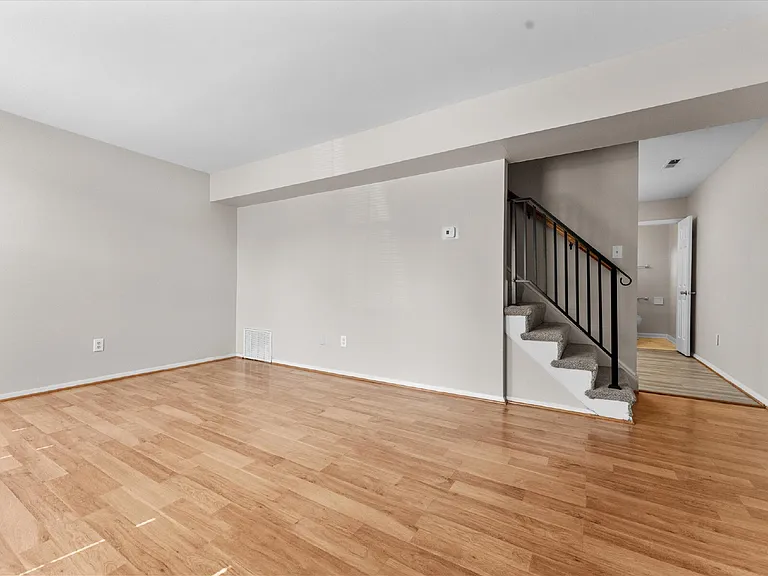411 Roxana Rd #411 ROXANA ROAD — Photo 4