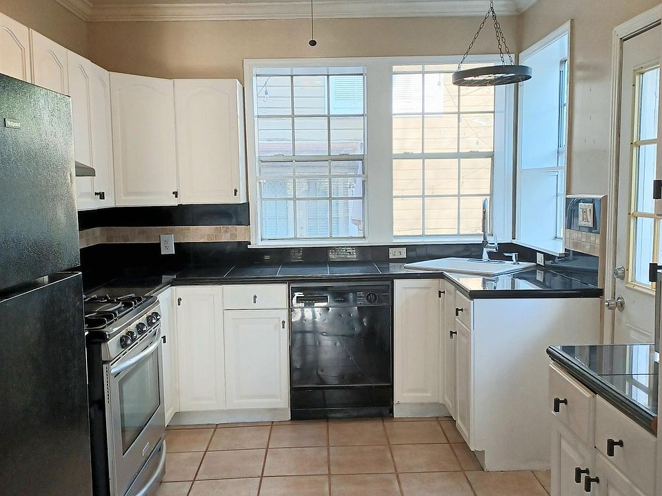 Nice, big kitchen! Newer stove coming soon!