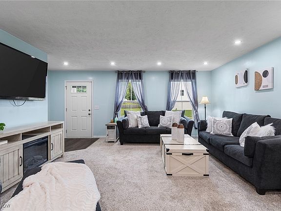 4th image of 5057 Misty Glen Ln