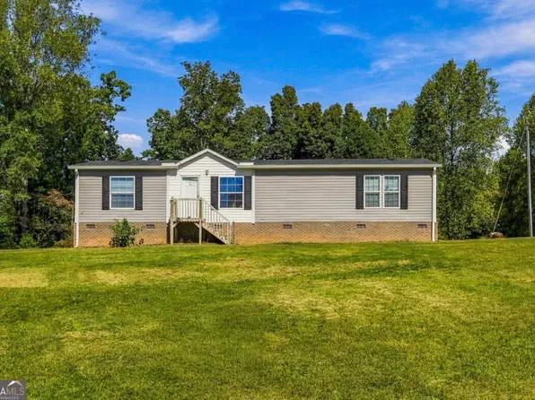 538 E Leatherwood Rd, Toccoa, GA 30577