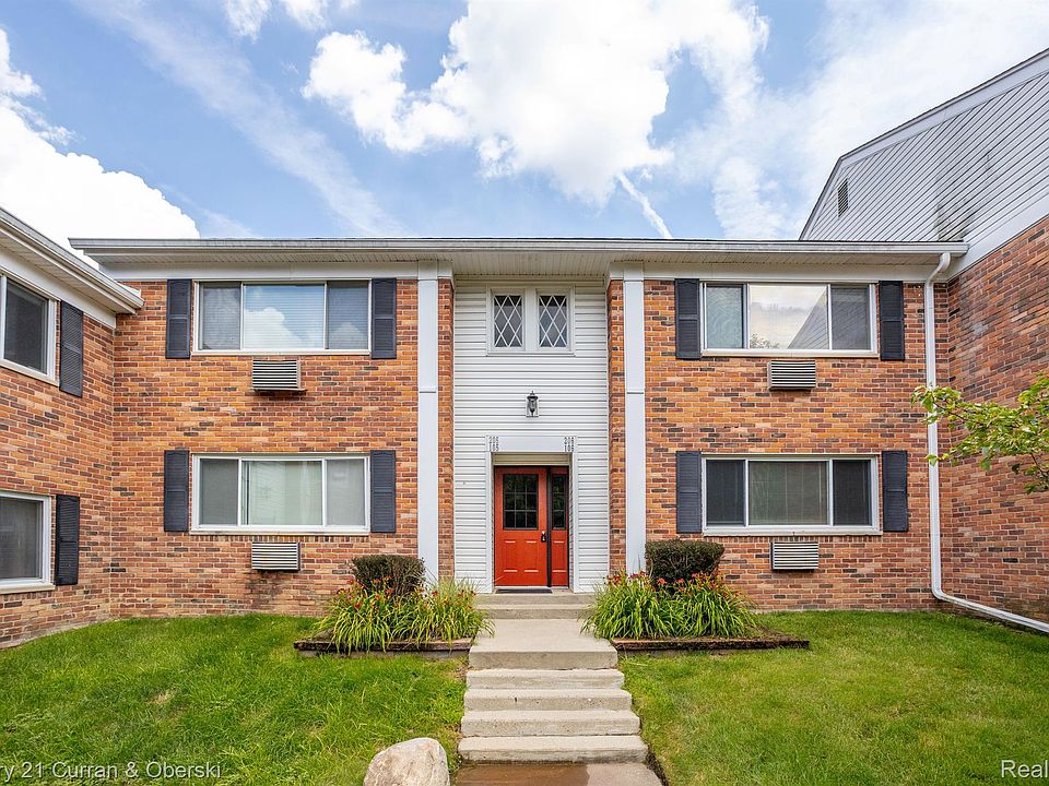 1st image of 525 Fairbrook St APT 106