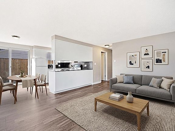 3rd image of 309 School St SE #4