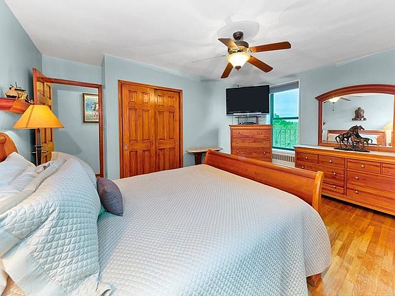 4th image of 61 Oliver St APT 6Y