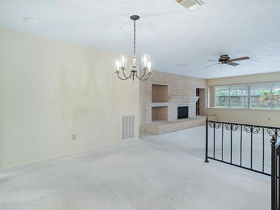 5th image of 16602 La Avenida Drive
