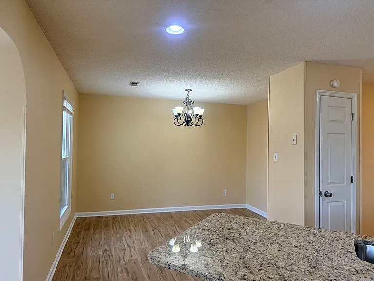 8801 Mill Run Dr — Photo 27