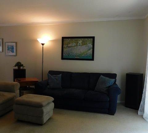 5th image of 2406 N Circle Dr
