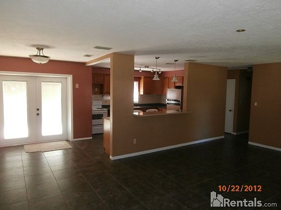 2nd image of 5876 4th Ave S