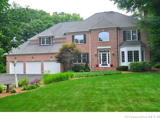 40 Farmington Ridge Dr, Farmington, CT 06032