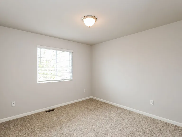 115 E Mason St — Photo 15