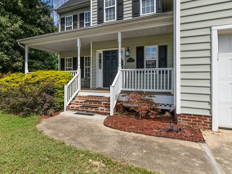 216 Echo Hills Ct — Photo 8