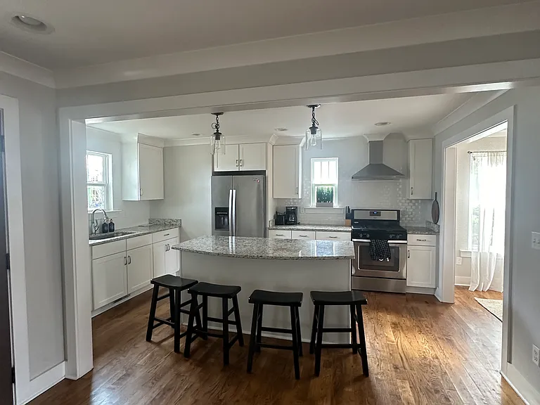 706 S 12th St — Photo 3