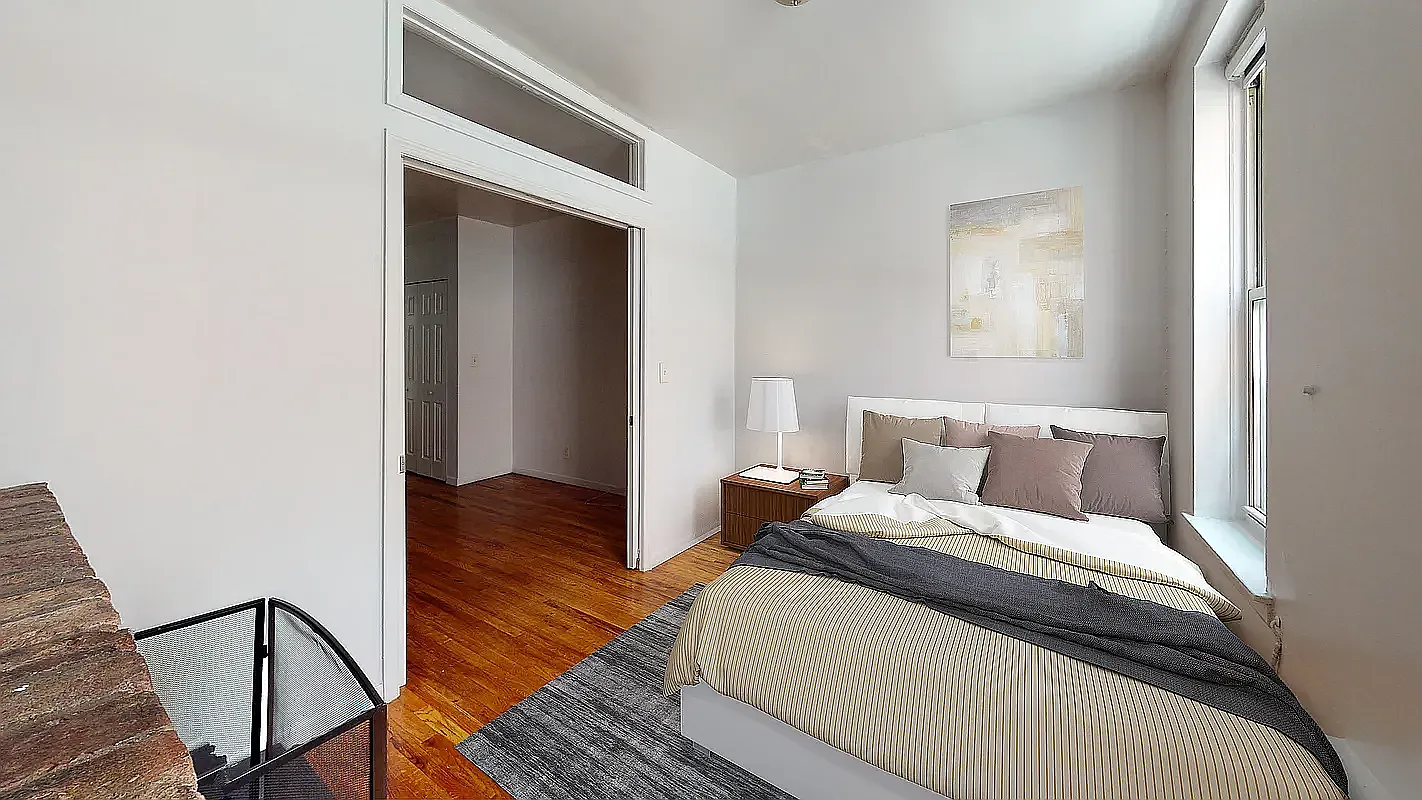 251 West 26th Street — Photo 2