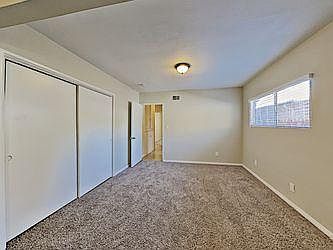 4th image of 11858 Lemay St
