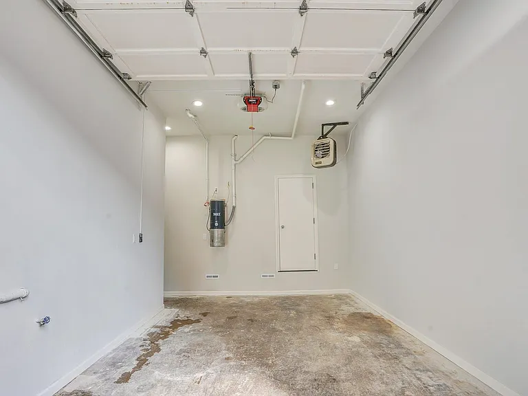 531 Court St — Photo 18