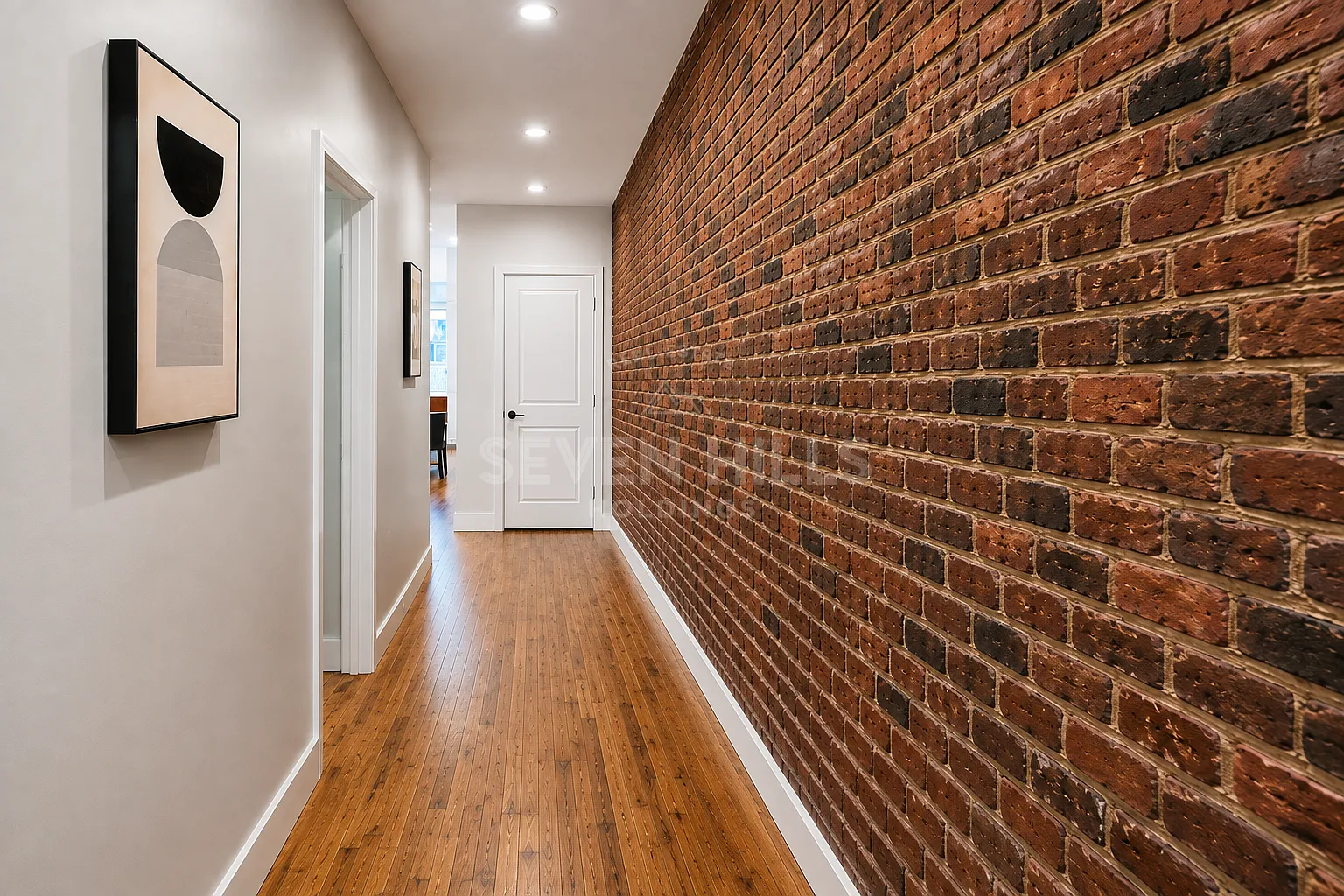 3 bed, 1300 sqft, $2,399 — Photo 2